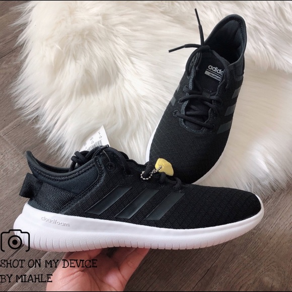 SIZE 8.5 Adidas Women's QT Flex Shoes - Picture 2 of 8